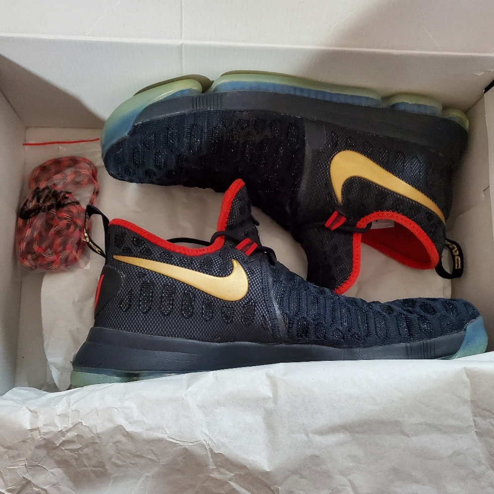 Nike KD 9 Gold Medal LMTD